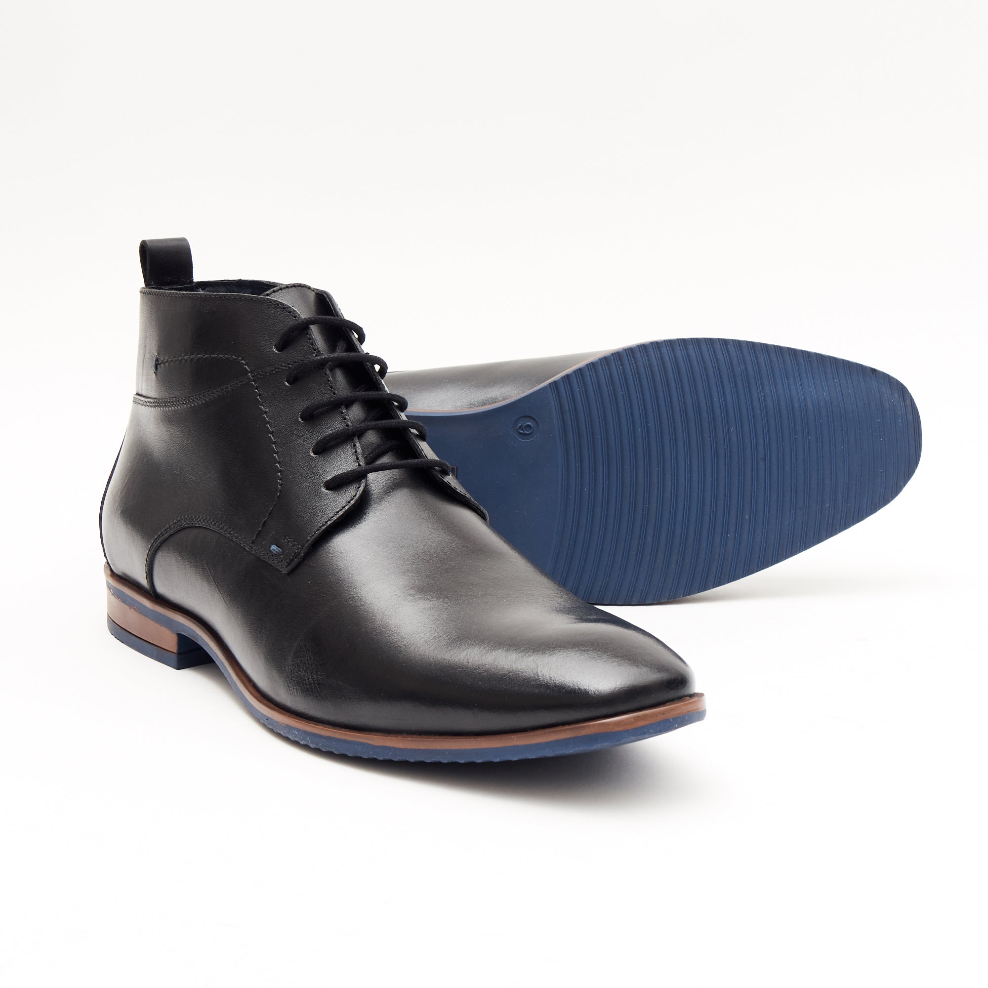 24716 - Leather Lace Up Ankle Boots (Black)
