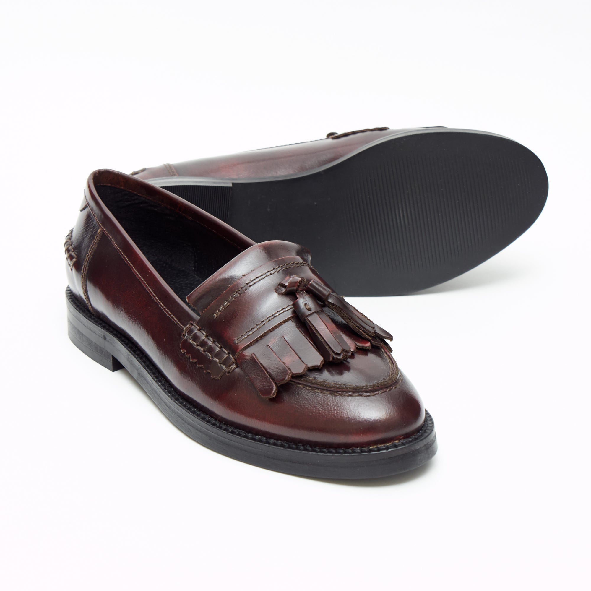 Ladies Flat Heel Loafer Shoes - R0830-1_Oxblood